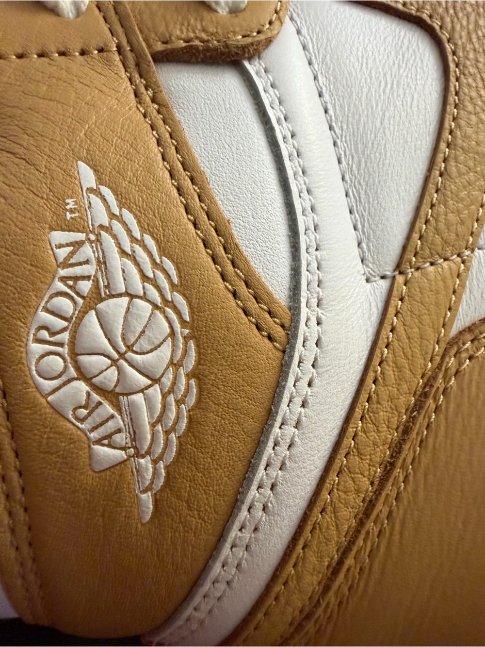 Jordan High Top Sneaker in White and Wheat Tan 8.5 - Picture 3 of 8
